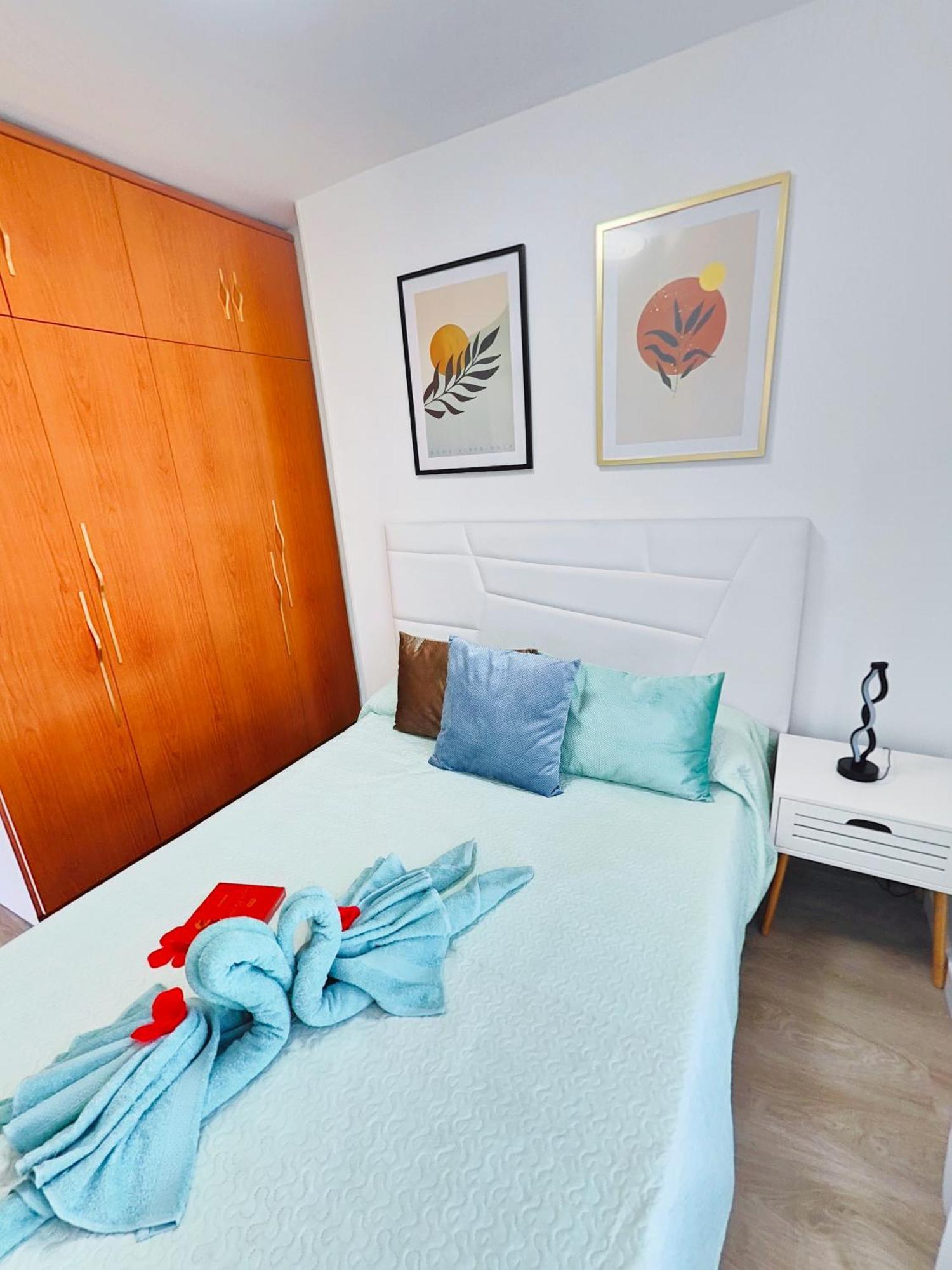 Acuarium Lux Apartamento Benidorm Quarto foto